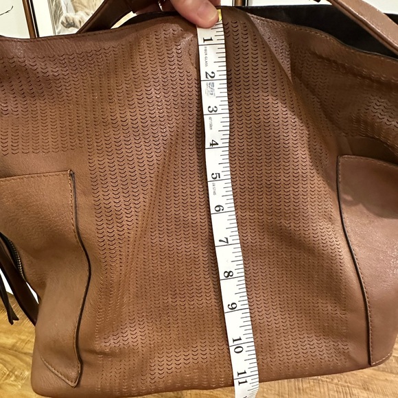 Chic Brown Faux Leather Hobo Shoulder Crossbody Bag W/Detachable Crossbody Strap - Picture 15 of 16